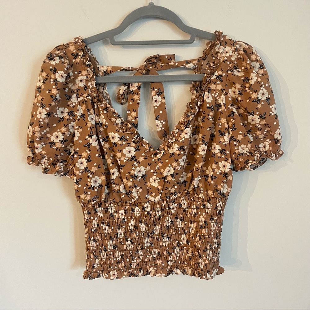 Milk & Honey Puff Sleeve Blouse Size M